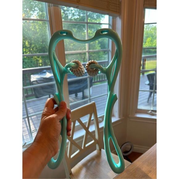 Reposepoint 6 wheel adjustable neck massager. NWOT. - Picture 6 of 7